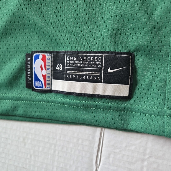 Nike NBA Boston Celtics Kemba Walker Icon Edition Swingman Jersey New Mens 48/LG - Picture 4 of 13
